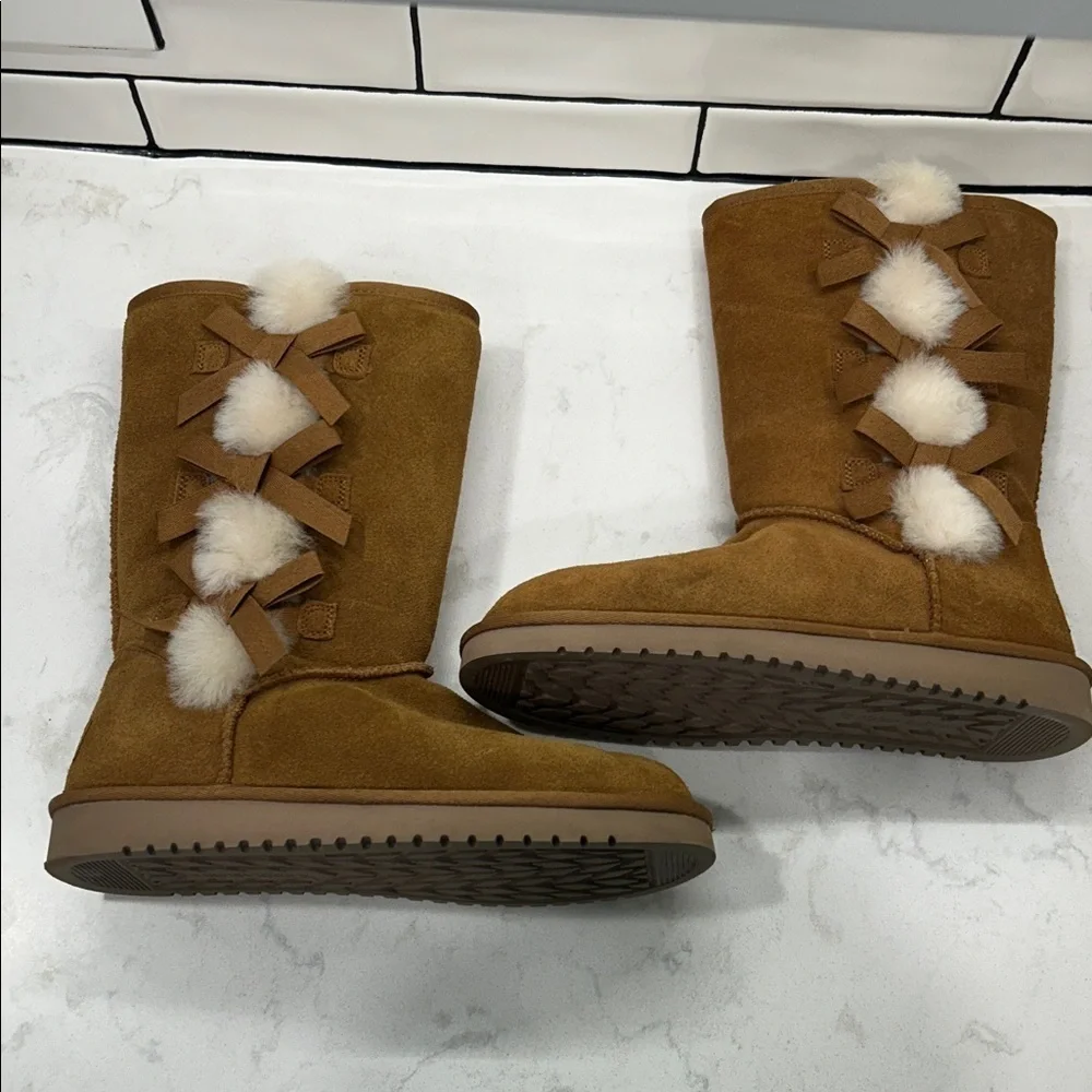 Koolaburra by Ugg Victoria Tall Winter Boot NWOT 9 Wide